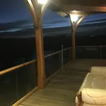 Casa de Férias La Découverte, Jacuzzi, Sauna, Et Terrasse Avec Vue Sur à La Campagne Entre Toulouse Et Auch Catonvielle