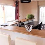La Découverte, Jacuzzi, Sauna, Et Terrasse Avec Vue Sur à La Campagne Entre Toulouse Et Auch