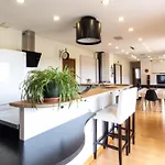 Casa de Férias La Découverte, Jacuzzi, Sauna, Et Terrasse Avec Vue Sur à La Campagne Entre Toulouse Et Auch *