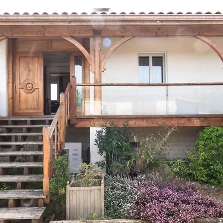 La Decouverte, Jacuzzi, Sauna, Et Terrasse Avec Vue Sur A La Campagne Entre Toulouse Et Auch Holiday home *