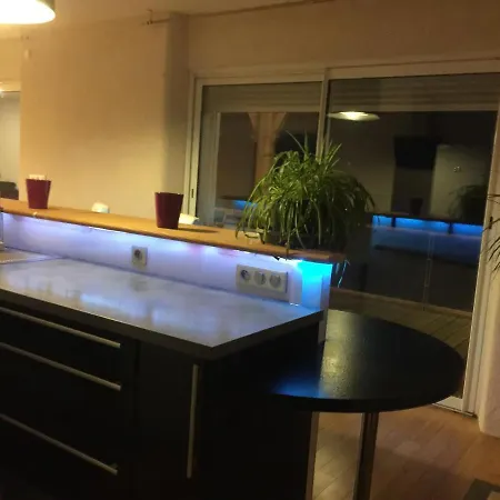 度假居 La Decouverte, Jacuzzi, Sauna, Et Terrasse Avec Vue Sur A La Campagne Entre Toulouse Et Auch Catonvielle