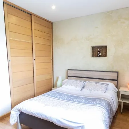 La Decouverte, Jacuzzi, Sauna, Et Terrasse Avec Vue Sur A La Campagne Entre Toulouse Et Auch 度假居