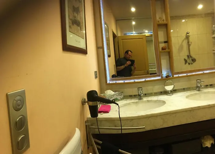 펜션 La Decouverte, Jacuzzi, Sauna, Et Terrasse Avec Vue Sur A La Campagne Entre Toulouse Et Auch