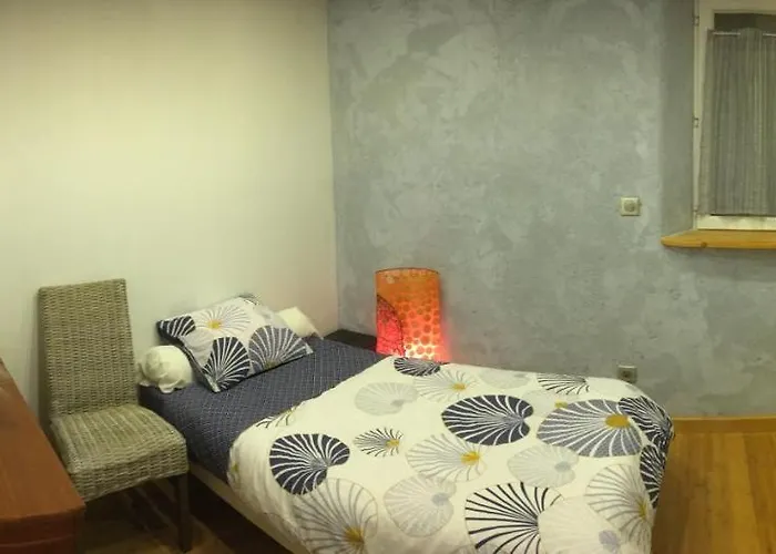 La Decouverte, Jacuzzi, Sauna, Et Terrasse Avec Vue Sur A La Campagne Entre Toulouse Et Auch Catonvielle