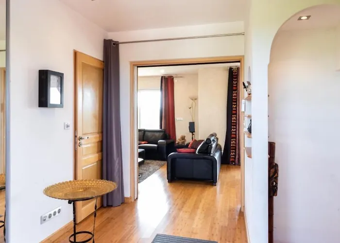 La Decouverte, Jacuzzi, Sauna, Et Terrasse Avec Vue Sur A La Campagne Entre Toulouse Et Auch *