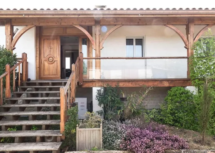 La Decouverte, Jacuzzi, Sauna, Et Terrasse Avec Vue Sur A La Campagne Entre Toulouse Et Auch 펜션 *